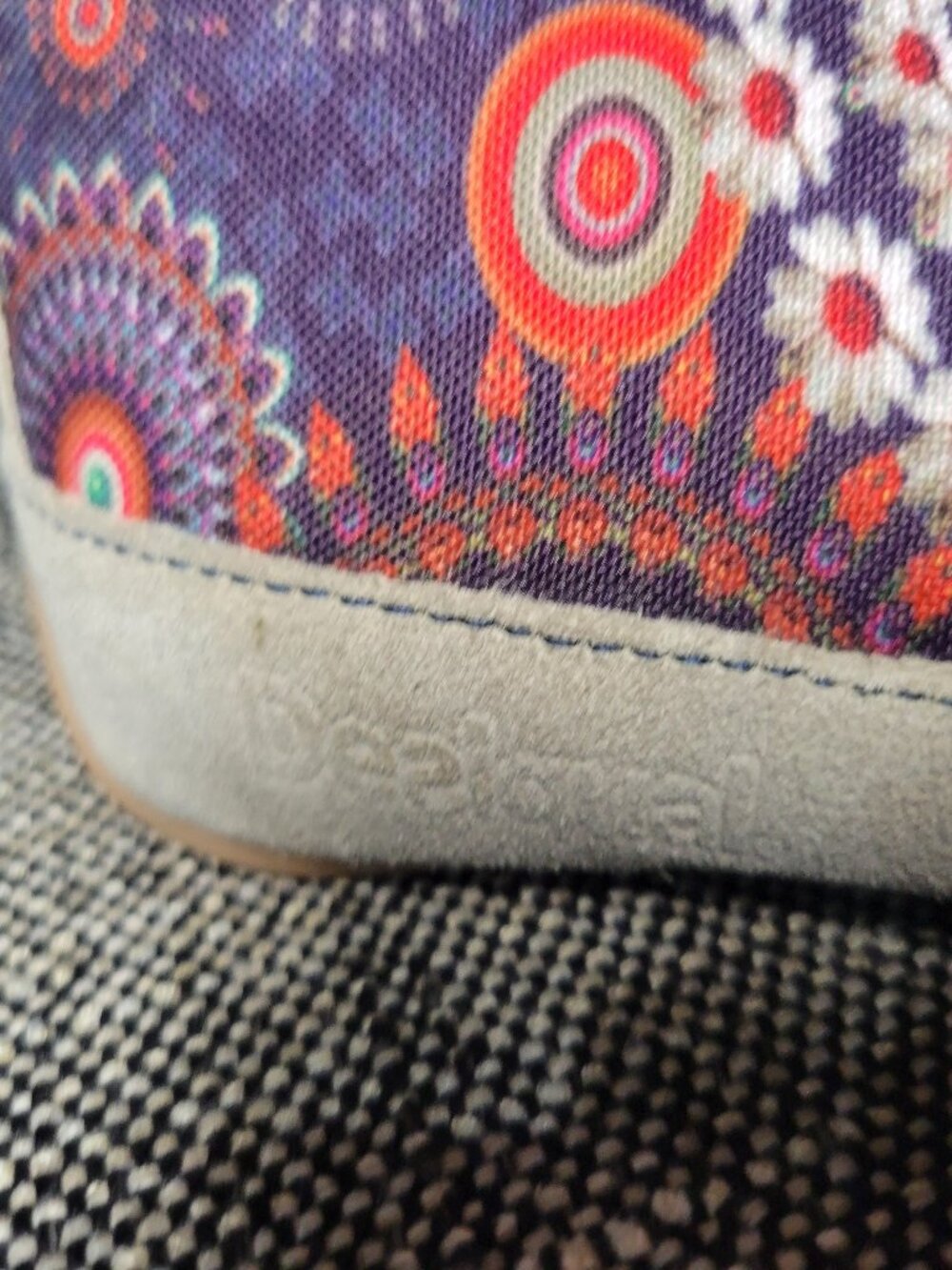 Desigual Mandala Print High Top Sneakers Canvas Suede Women's EU 39 ~US 8-8.5 - Picture 10 of 11